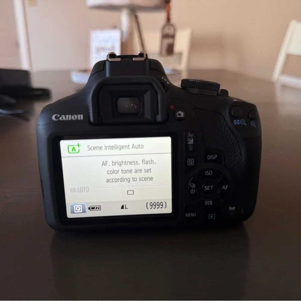 Canon EOS Rebel T7 EF-S 18-55mm IS II KIT Black Camera and accessories